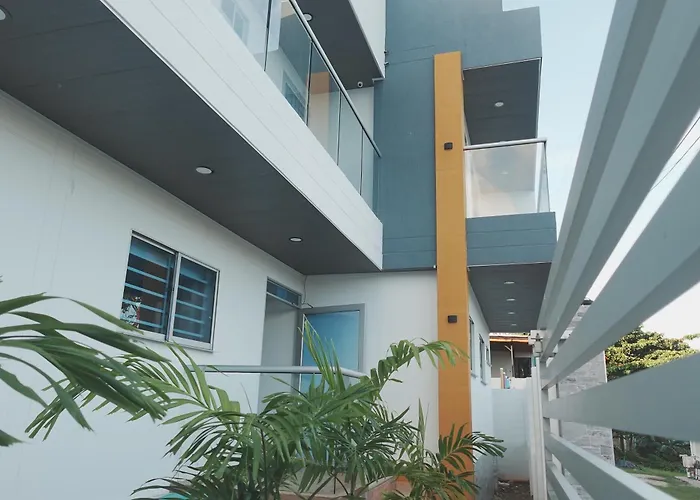 Saphire Apartments